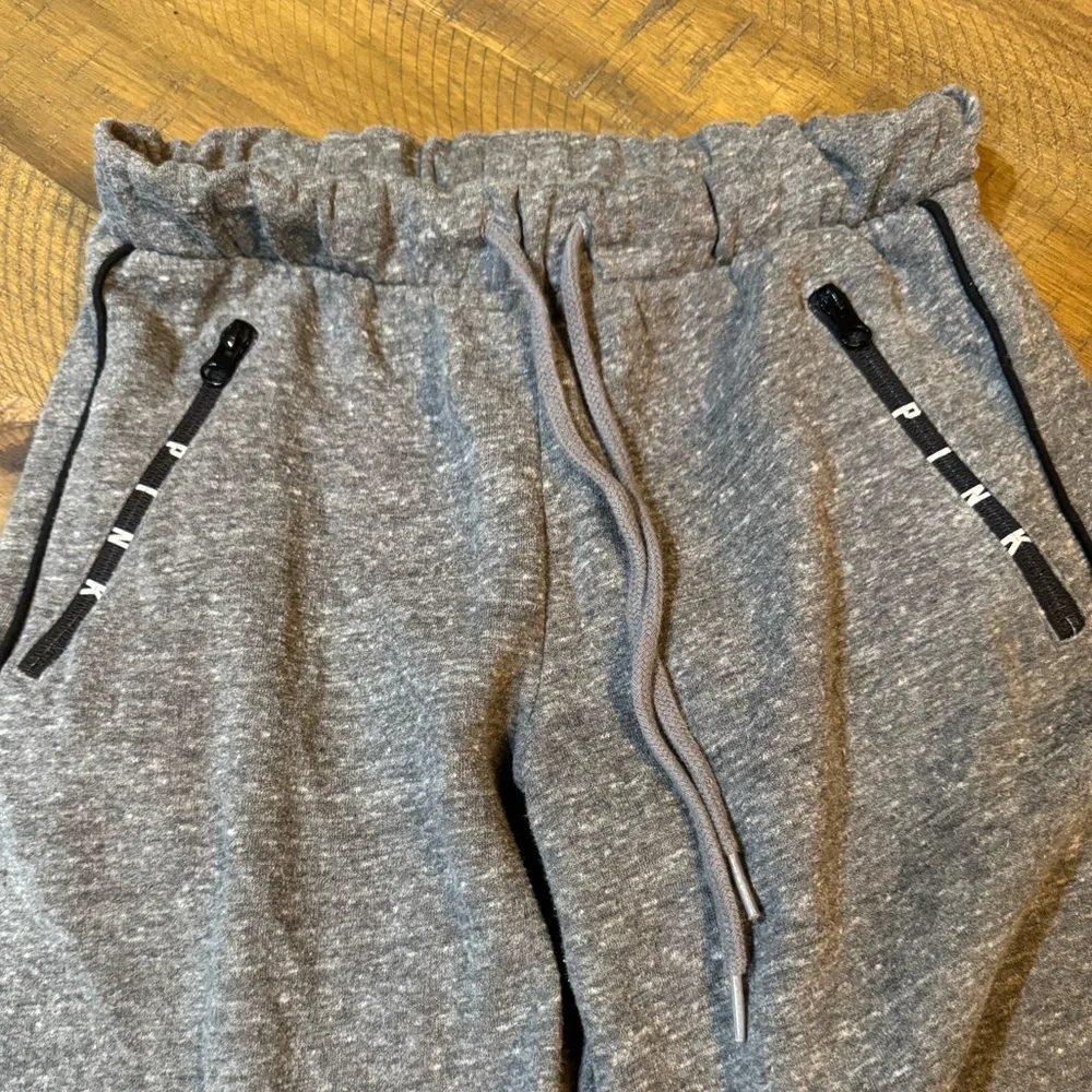 PINK VS Gray Sweatpants With Cheetah Branding and Zipper Pockets - Picture 3 of 9